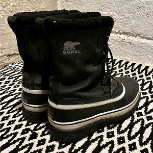 Black Leather Sorel Caribou Winter Boots